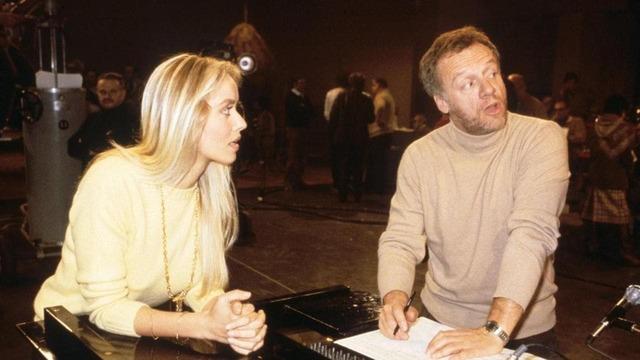 At the height of her fame, Gloria formed a powerful professional and personal partnership with Johnny Dorelli,