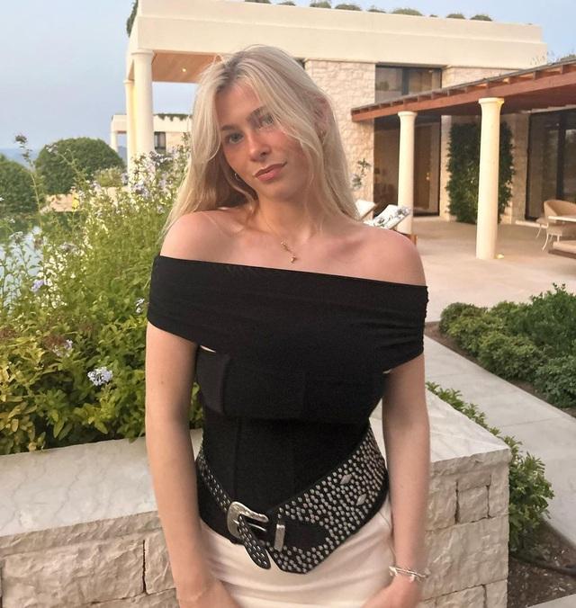 Clementine’s recent move to New York City may mark a turning point in her life