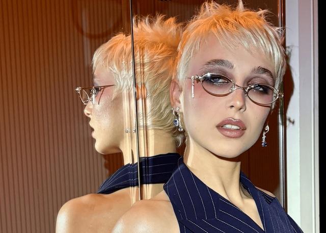 Emma Chamberlain's ‘Influencer Life Is Hard’ Comparison