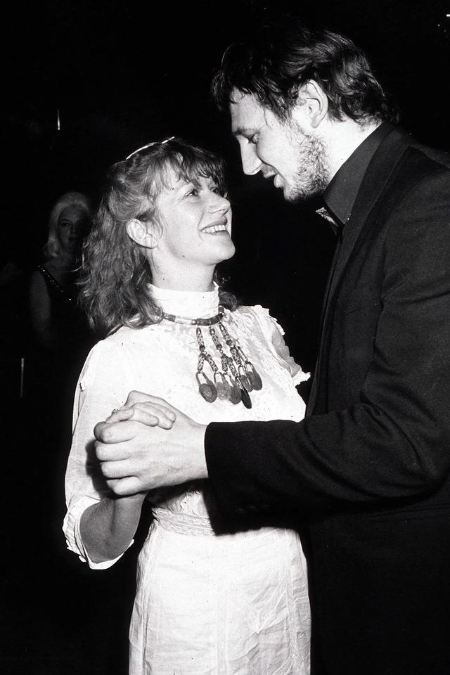 What makes this photograph so compelling is the contrast between Neeson’s youthful ambition and Mirren’s seasoned artistry.