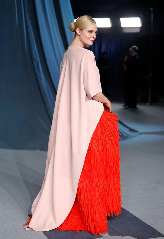 Elle Fanning’s Feathery Faux Pas at the Academy Museum Gala