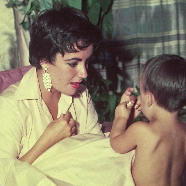 Rather than imposing her fame upon him, she allowed him the freedom to develop his own identity