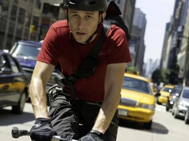 Joseph Gordon-Levitt required 31 stitches following a high-speed taxi crash.
