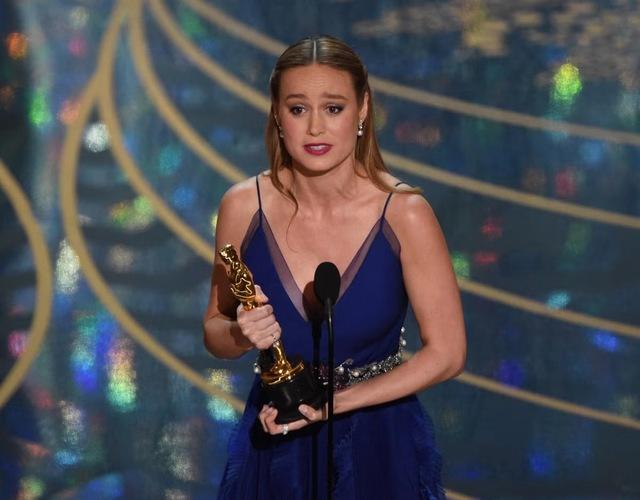 When she stood on the stage in 2016 to accept the Academy Award for Best Actress, she wasn't just celebrating a movie; she was being recognized as a Hollywood heavyweight.