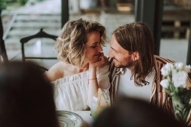 The Five Pillars of Non-Verbal Intimacy