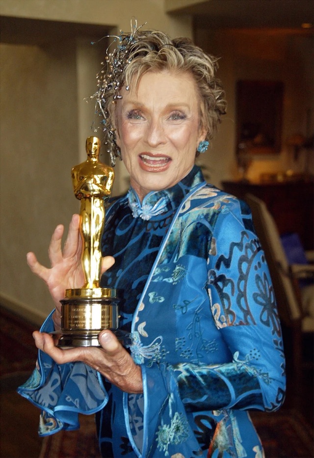 Hollywood is notorious for discarding talent once trends shift, yet Cloris endured for over seventy years.