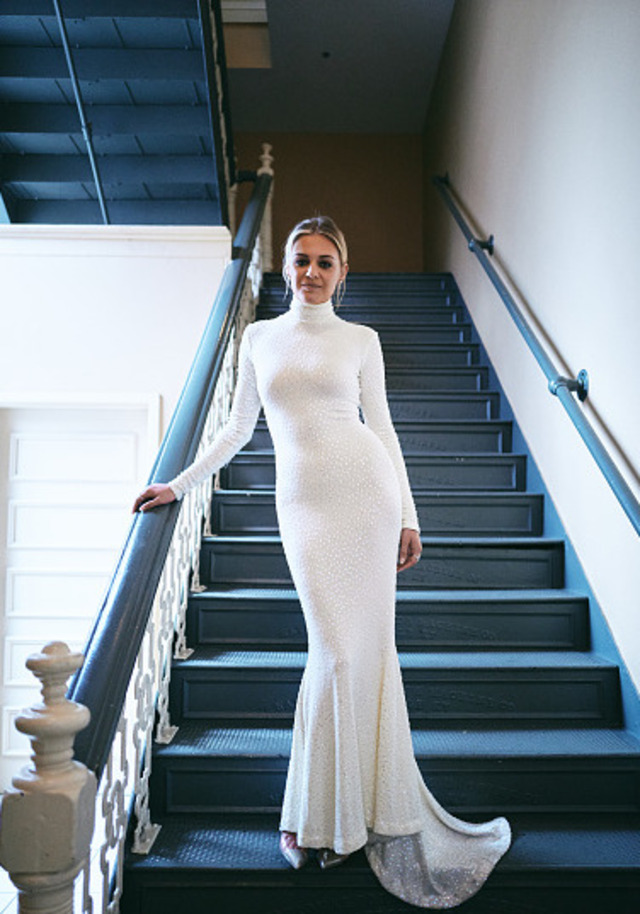 Kelsea Ballerini delivered a sleek modern remix of Shania Twain’s unforgettable 90s leopard print.