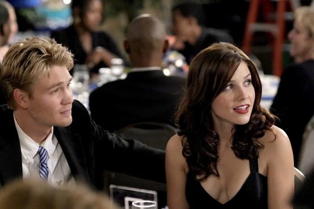 The chemistry between Sophia Bush and Chad Michael Murray was undeniable, defining an entire era of the show’s emotional tension