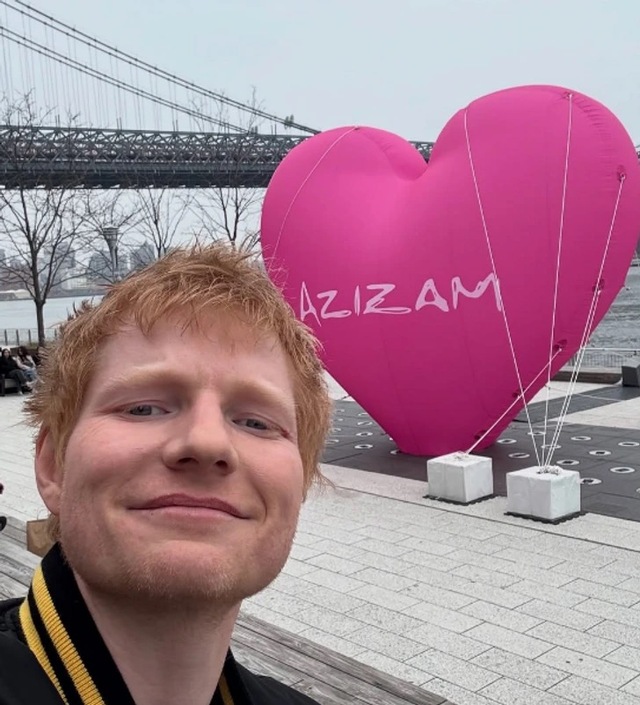 While the world was busy laughing at the lip ring, the primary goal of the "Emo Ed" persona was to drive focus toward his latest studio effort: "Azizam."