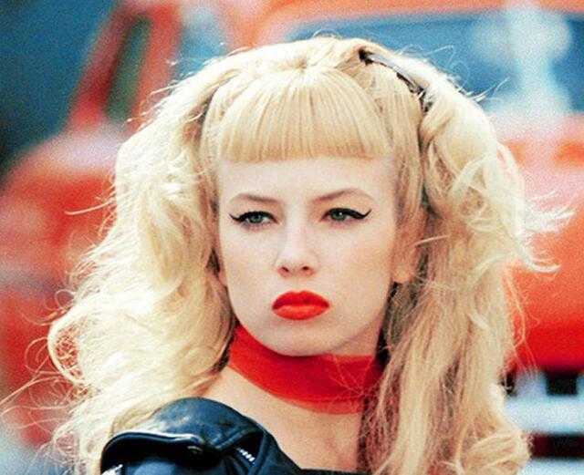 The Great Metamorphosis: How Traci Lords Shattered the Glass Ceiling of Her Past in “Cry-Baby”