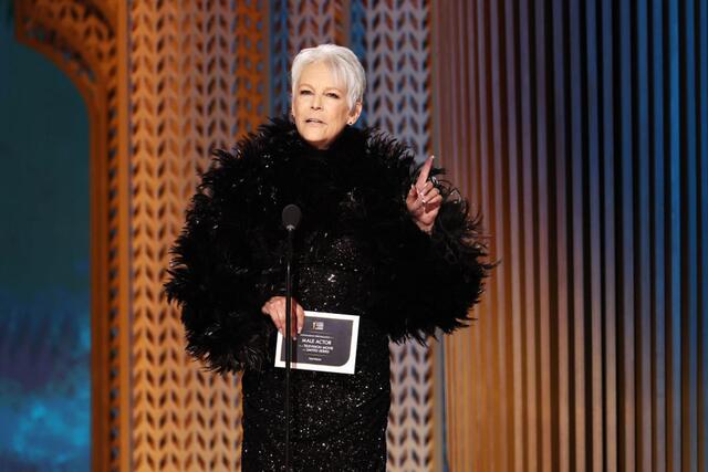 Jamie Lee Curtis’s striking appearance at the SAG Awards was not the only reason her name dominated global media feeds.