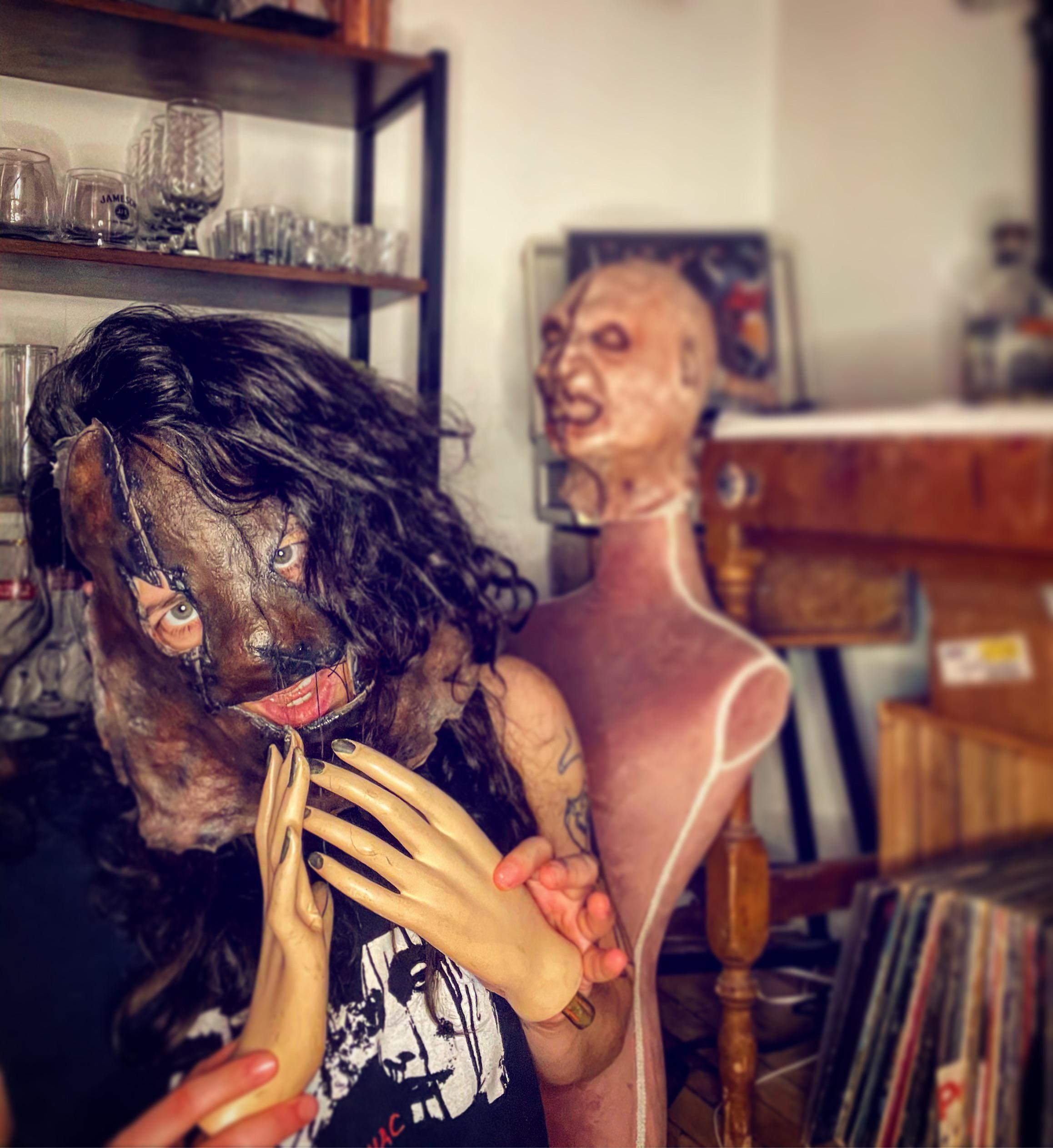 Here he is- meet.. the “licker” based off the urban legend of the “licked hand” : r/Scarymovies