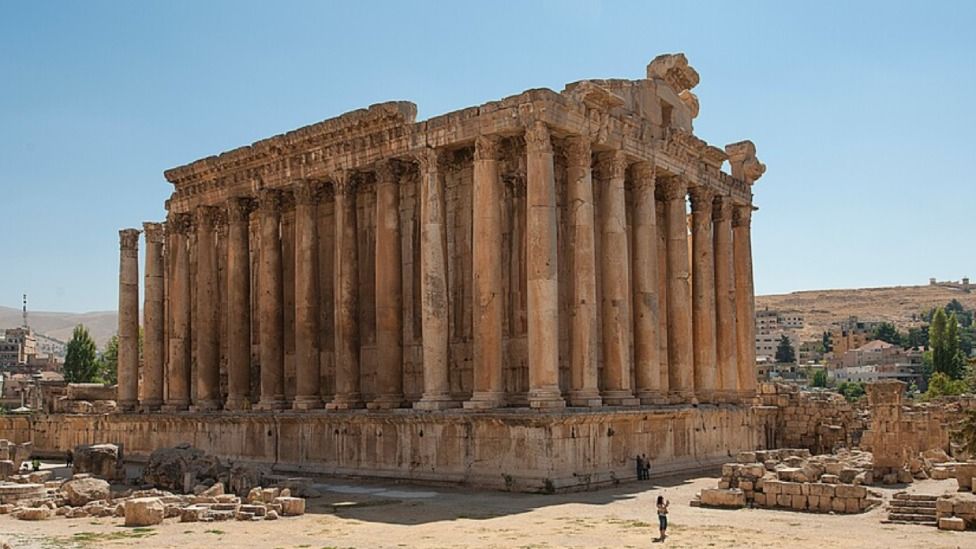 Baalbek's ancient ruins at risk by Israeli bombing, archaeologists warn